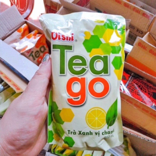 1 thùng nước tăng lực oishi 10 gói