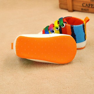 Giày Sneaker Đế Mềm Cho Bé Tập Đi