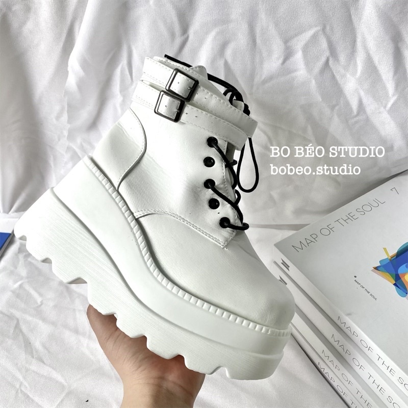 Bốt ulzzang đế cao 10cm màu trắng - White Trifle Platform Boot