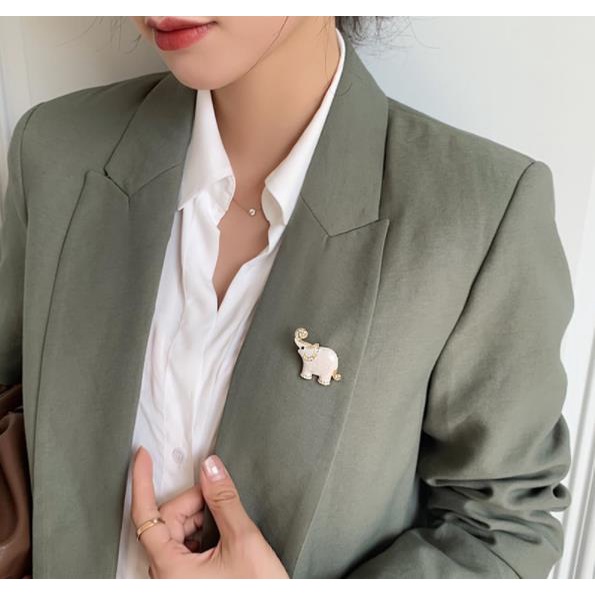 Ghim Cài Áo Hình Chú Voi Trắng Dễ Thương Thời Trang Cho Nữ