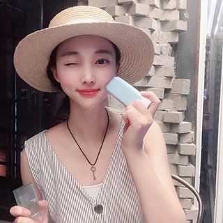 [NEW 2020] Kem Chống Nắng Dạng Thỏi - Sun Stage Cool Stick - Chính Hãng Hàn Quốc