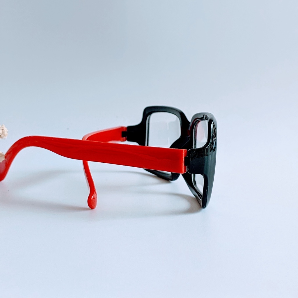 Gọng kính không tròng dáng mắt vuông càng kính to thời trang