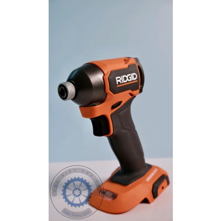 Máy vít RIDGID 18v R872311