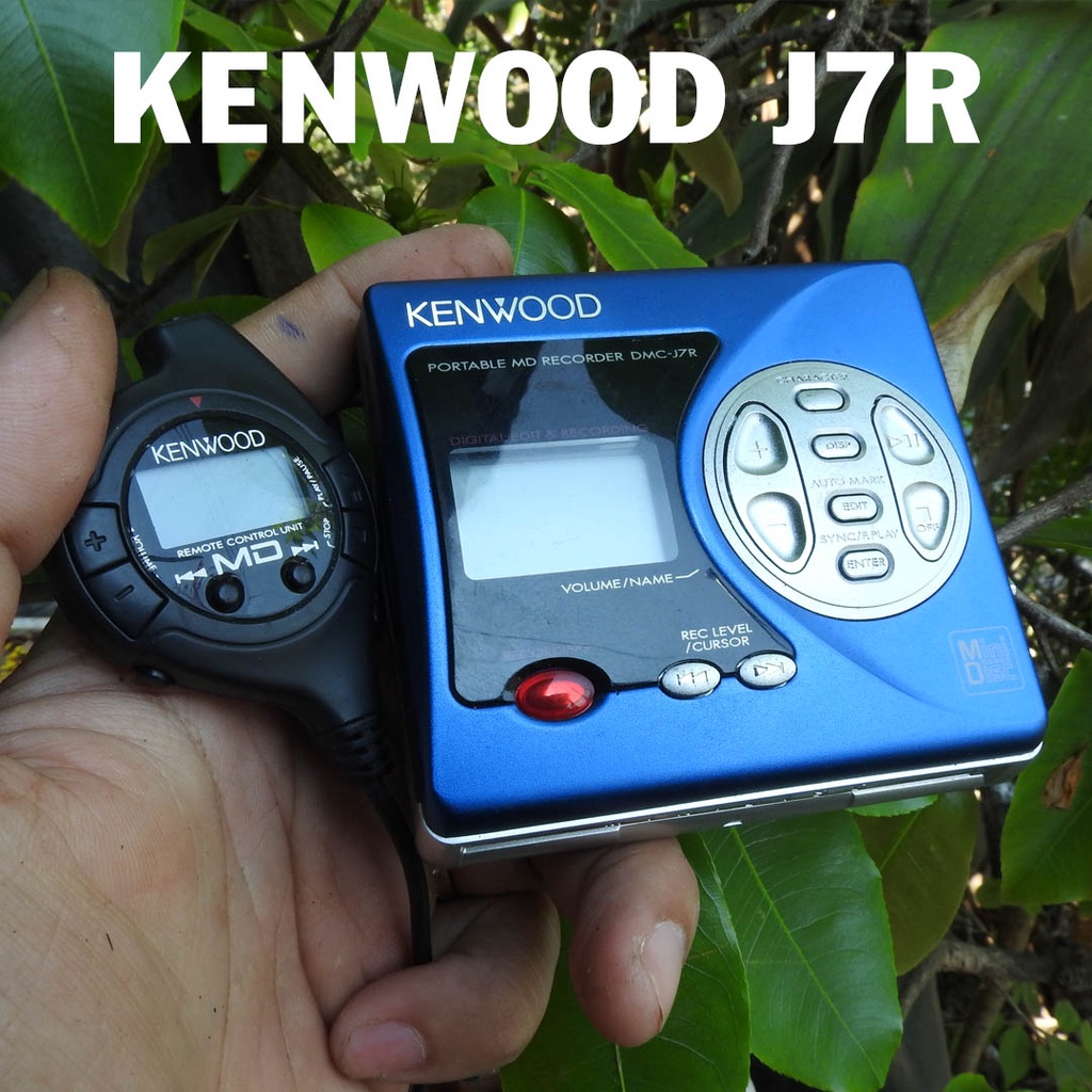 Xác máy nghe nhạc MD Kenwood DMC-J7R rất là đẹp kèm remote Pin Kenwood Adapter Túi đựng