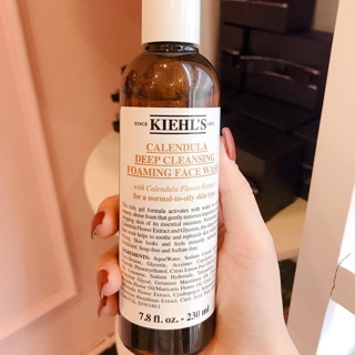 Sữa rửa mặt hoa cúc Kiehls