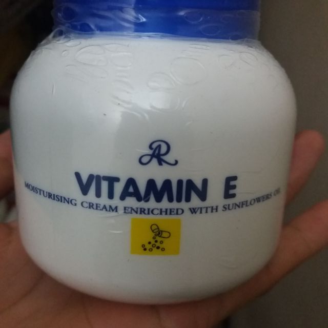 Vitamin E kem dưỡng da