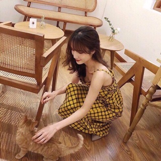 Đầm 2s caro vàng xẻ