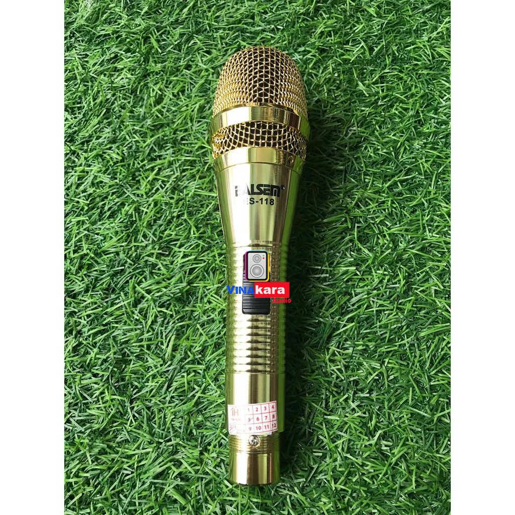 Micro karaoke EALSEM ES-118 có dây kiểu dáng gọn nhẹ, cầm vừa tay và cảm giác chắc chắn, tay nhôm, dây dài 5 mét