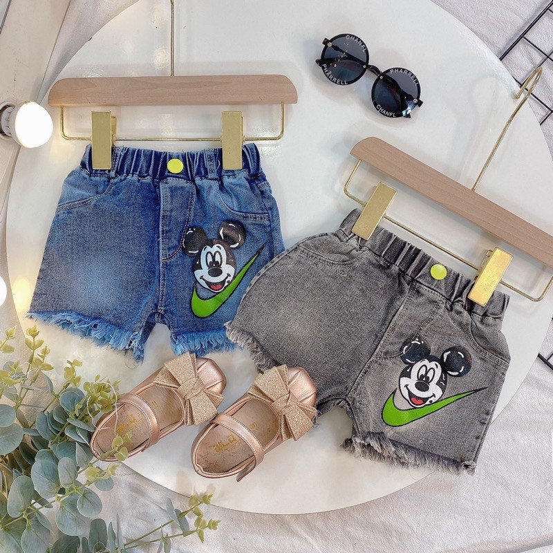 Quần short tua rua mickey bé gái