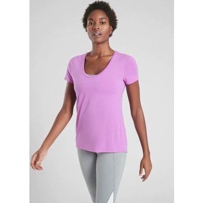 Áo thể thao ATHL3TA tay ngắn vạt lệch tà