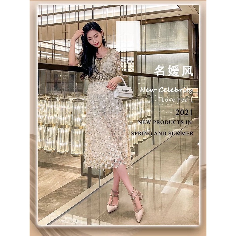 Giày Sandal Mùa Hè Mẫu Mới 2021 Phong Cách Mary Jane Đế Phẳng Mũi Nhọn Gắn Đinh Tán Dễ Phối Đồ Cho Nữ