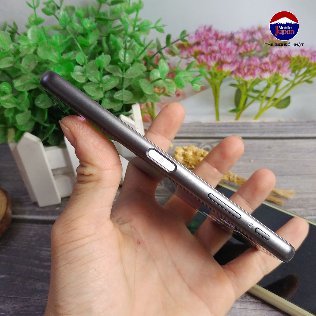 Điện thoại sony x performance -chip 820, vân tay một chạm