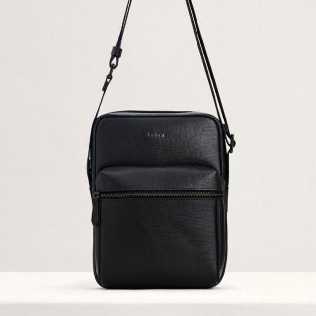 Pedro Leather Sling Bag 👍Code : PM2-26320065