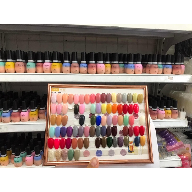 Sơn gel dimita lẻ mầu giá 35k/1chai mua 10 tặng 1