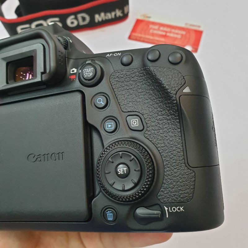 máy ảnh canon 6D Mark II