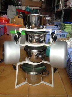 Kệ treo xoong nồi