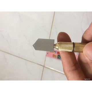 Dao cắt kiếng