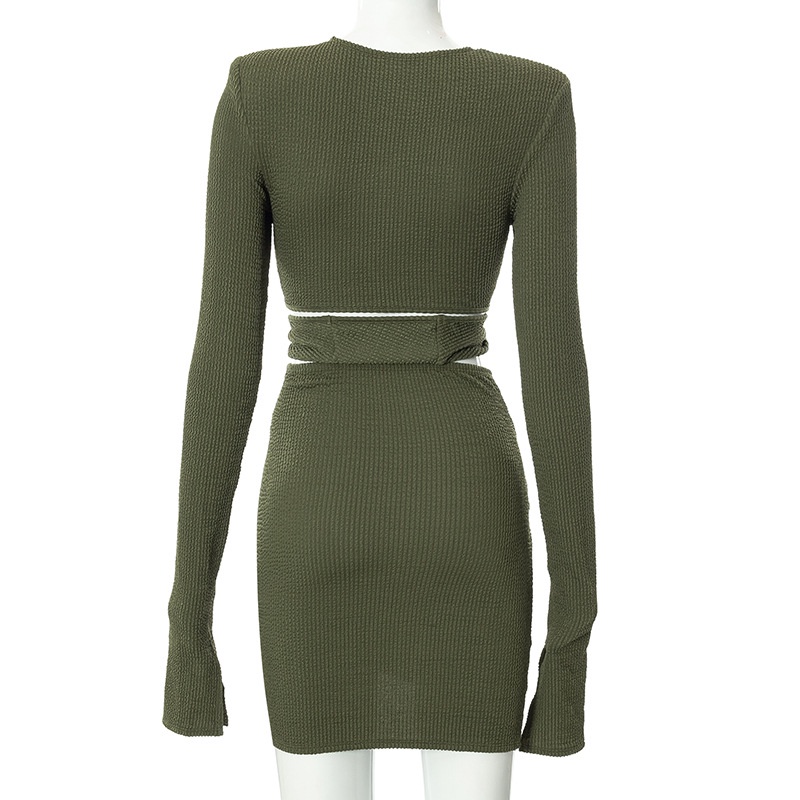 Set đồ 2 món DUNEA gồm áo lửng tay dài thắt nút và chân váy ôm eo cao gợi cảm cho nữ