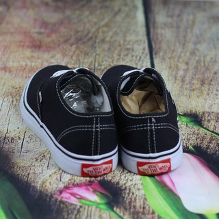 Giày Sneaker Vnss Classic Nữ Màu Đen