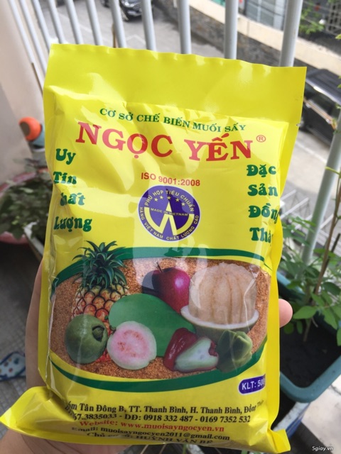 Muối sấy ngọc yến chấm hoa quả siêu ngon 100g | BigBuy360 - bigbuy360.vn