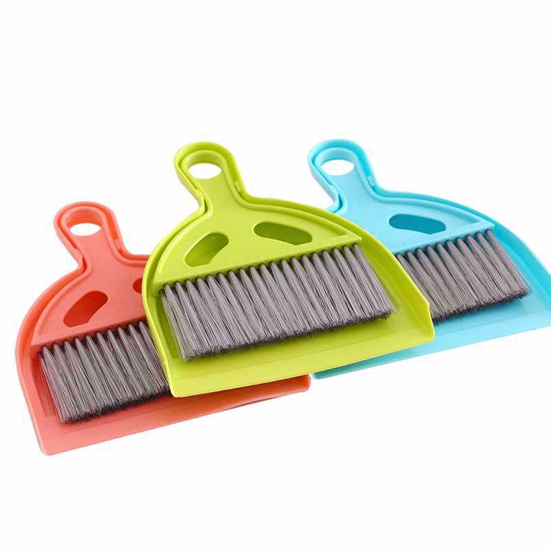 Bộ chổi và xẻng hót mini quét bụi bàn phím, vệ sinh bàn làm việc tiện lợi tienich247