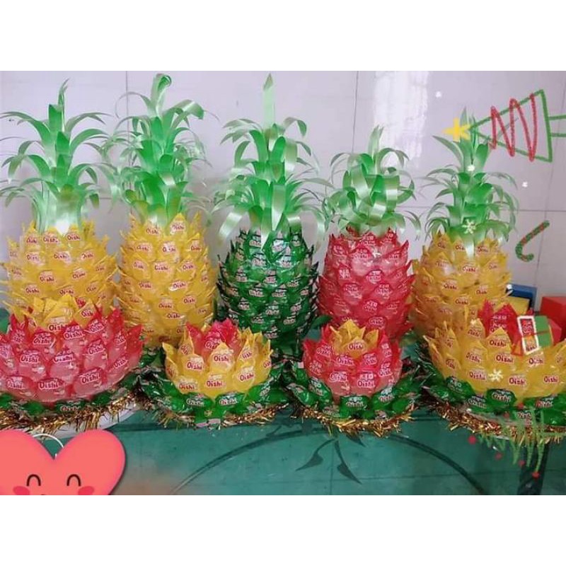 Quả dứa kẹo oshi trưng bày tết