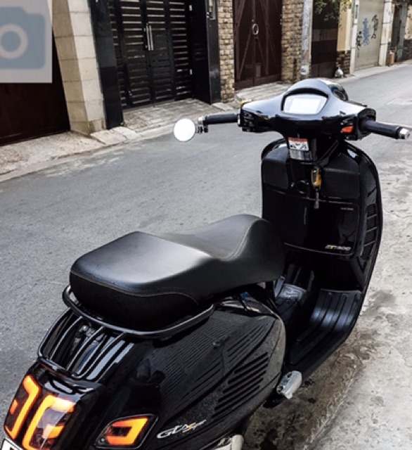 BAGA CONG CHO VESPA GTS