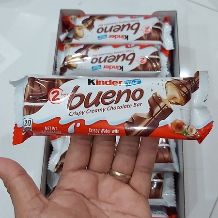 Bánh xốp chocolate nhân hạt dẻ 43gr Bueno Kinder Pháp (túi 2 thanh)