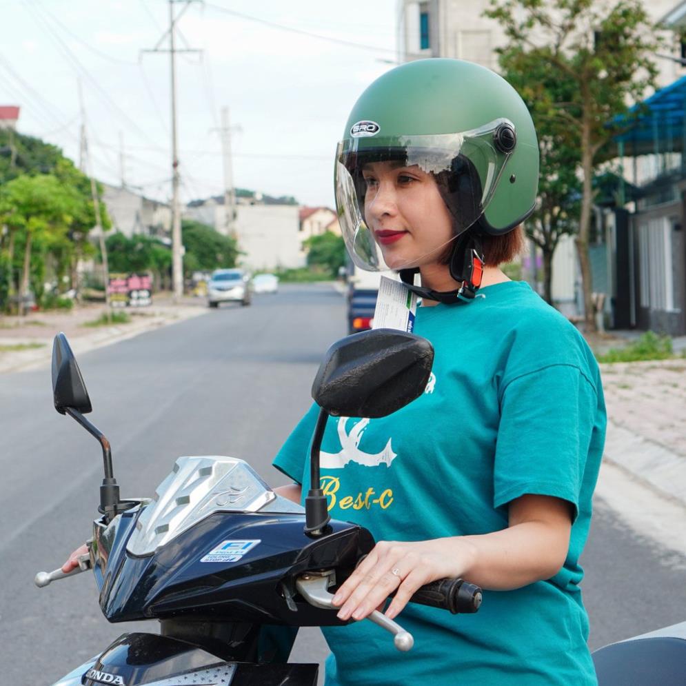 Mũ Bảo Hiểm 3/4 đầu GRO Helmet T818 có kính dài che cả mặt, kiểu dáng thời trang cho nữ, khóa kim loại - Xanh Lục Quân