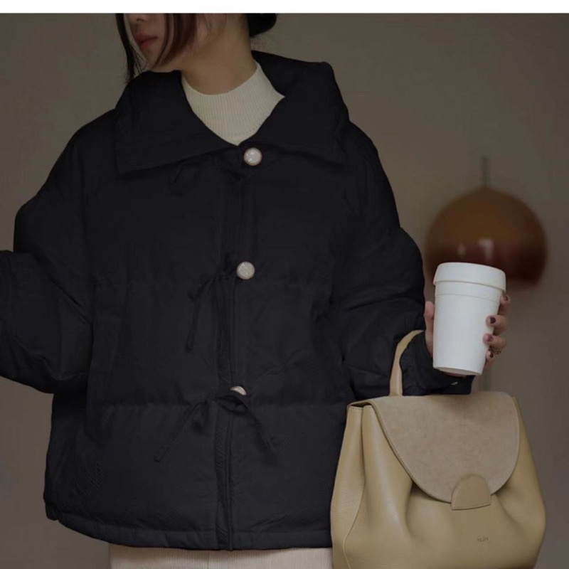 Áo Khoác Phao Vintage Đính Cúc Ngọc Siêu Xịn