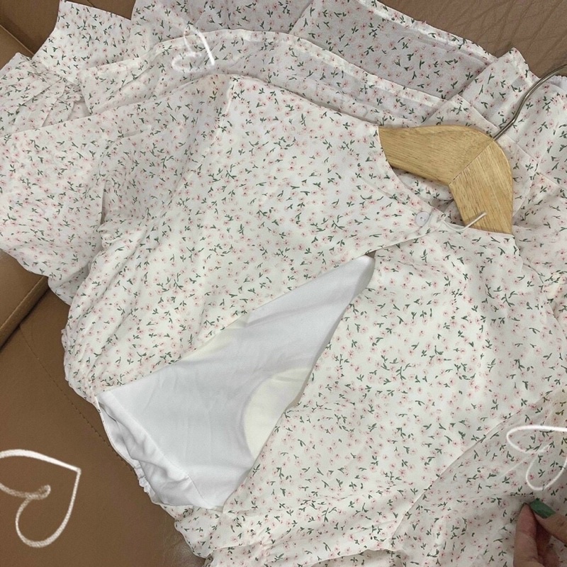 Đầm hoa cut out lưng tay dài 2 màu hoạ tiết nhẹ nhàng
