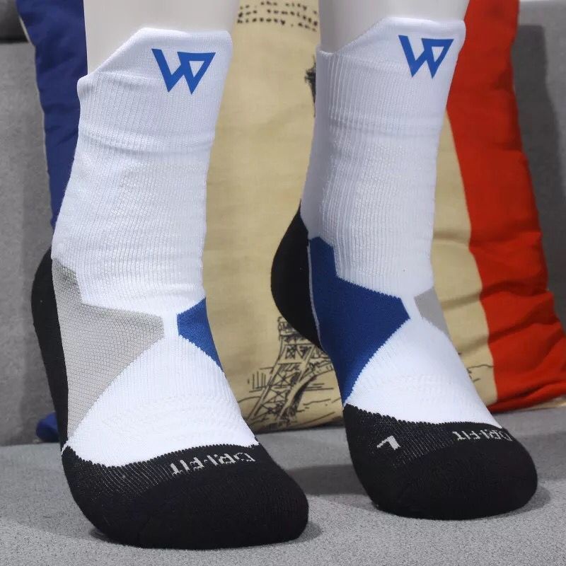 Đôi Vớ Thể Thao Cổ Vừa In Hình nba kobe Thế Hệ Thứ 5 Thời Trang Cho Nam