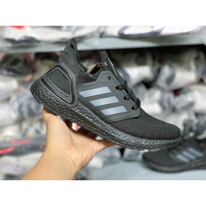 Giày Ultra Boost 20 Triple Black màu Đen