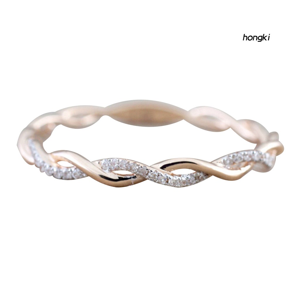 Nhẫn đính đá giả thời trang cho nữ