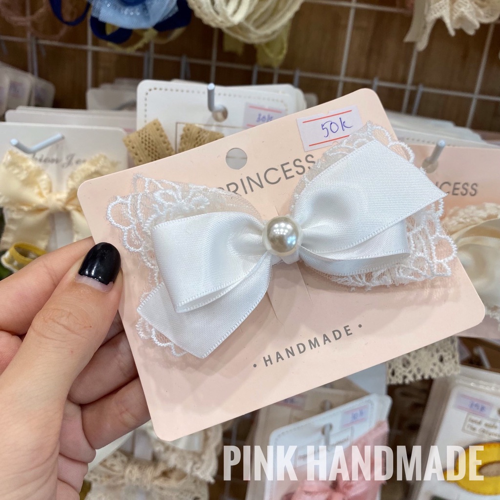 Kẹp tóc nơ ren  hnadmade đính hạt trai cho bé
