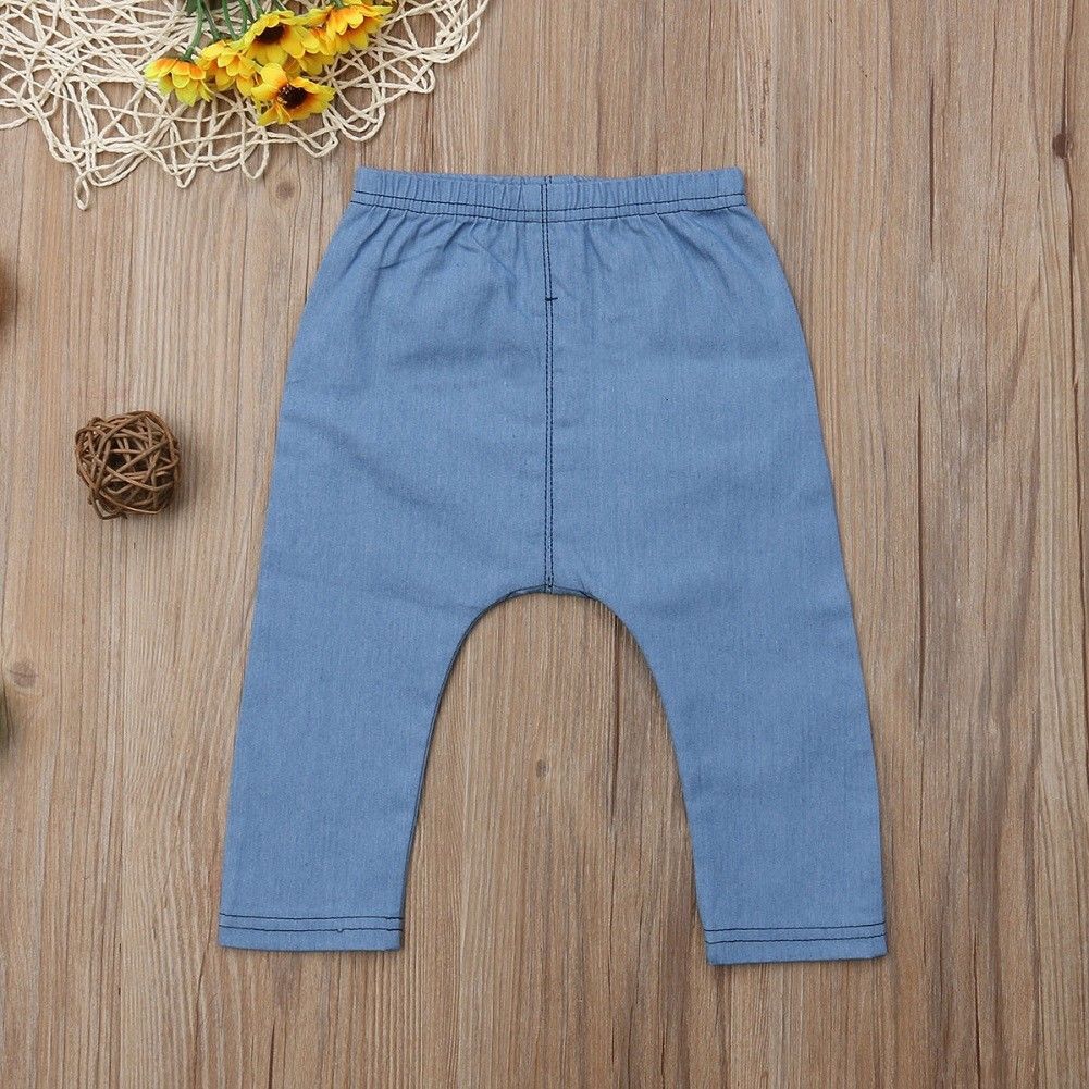 Quần denim in hình động vật đáng yêu cho bé