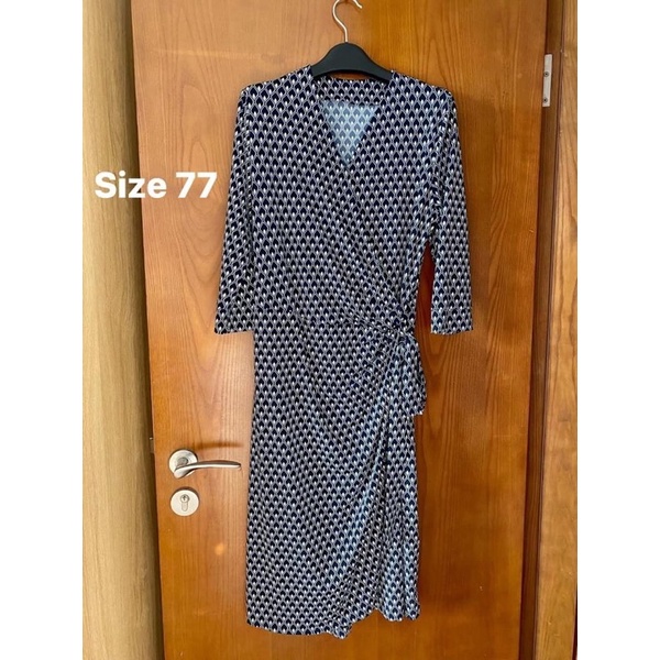 (Sale) Đầm xuất Hàn dư xịn, mới cập nhật size