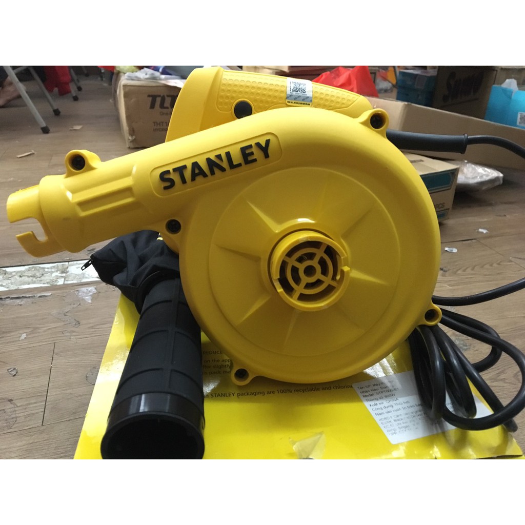 Máy thổi bụi 600W Stanley STPT600-B1