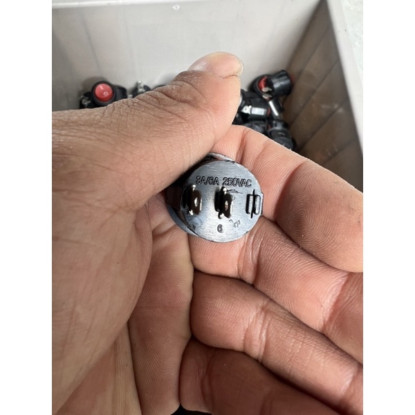 Combo 10 công tác nguồn tròn 220v 6a