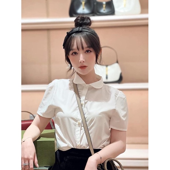 Áo sơ mi trắng cổ sen siêu xinh
