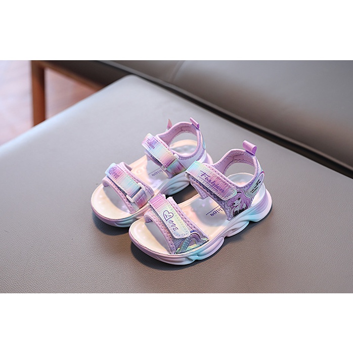 GIÀY SANDAL BÉ GÁI CỰC XỊN, ÊM CHÂN MẪU MỚI.