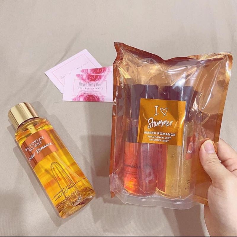 Set xịt thơm Victoria's Secret Amber Romance mini (nhũ và ko nhũ)