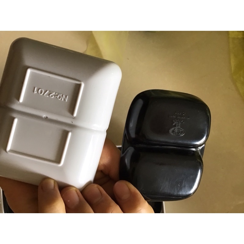 Đĩa chấm 2 ngăn, đĩa đựng gia vị loại dày nhựa tốt