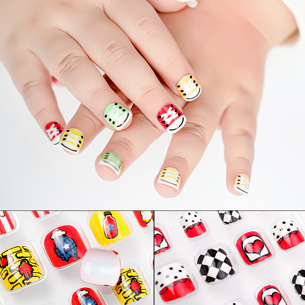 [Hàng mới về] Set 24 móng tay giả nhiều mẫu xinh xắn thời trang cho bé gái