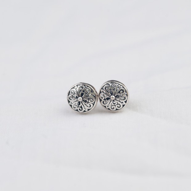 Khuyên Tai Nữ Bạc Thái CaoBac Silver Thiết Kế Tim Trong Khung Tròn TM31 - Trang Sức Cáo Bạc JEWELLERY