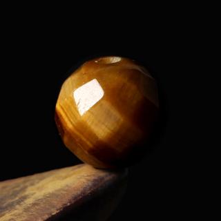 Hạt đá mắt hổ tự nhiên màu vàng