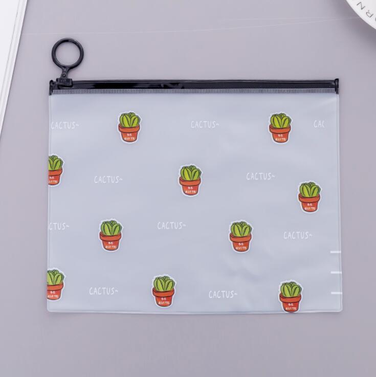 Túi Đựng Bút In Hình Cây Xương Rồng Dễ Thương
