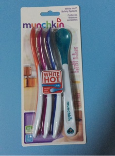 Thìa mềm báo nóng Munchkin