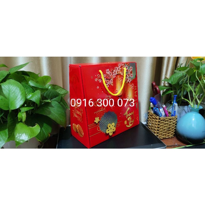 Hộp trung thu 4 bánh thông dụng dạng xéo(150-250 g) 1 bộ