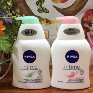 Dung Dịch Vệ Sinh Phụ Nữ Nivea Intimo Đức 250ml (Hiện còn mầu Hồng)